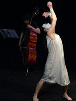 Spectacle Mouvements : concert, danse et vidéo de Virginie Aster